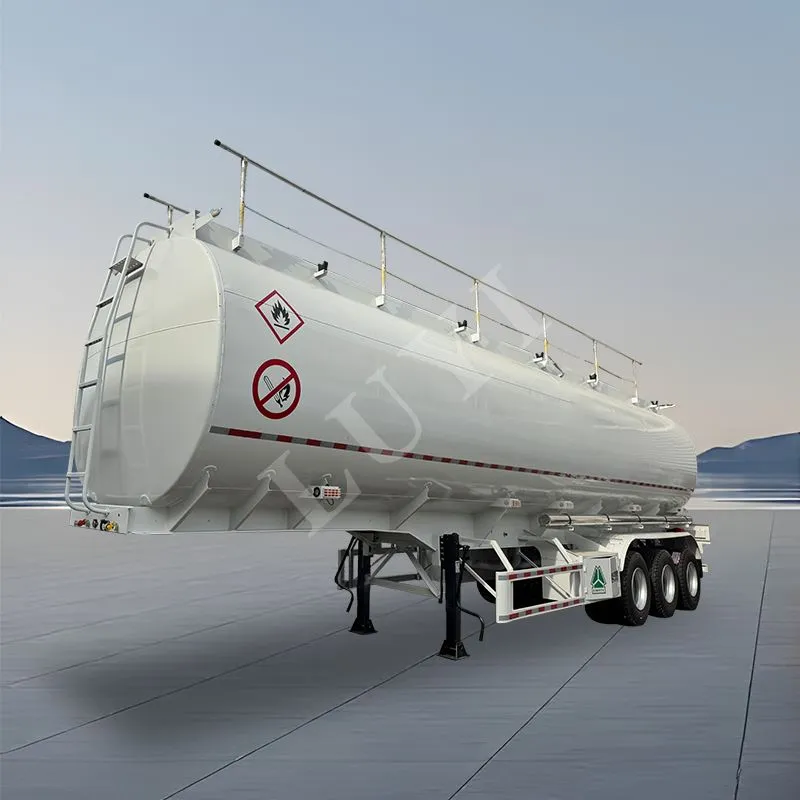 Semi-karru tat-tank taż-żejt ta' tliet-fusijiet 45/50 metru kubu